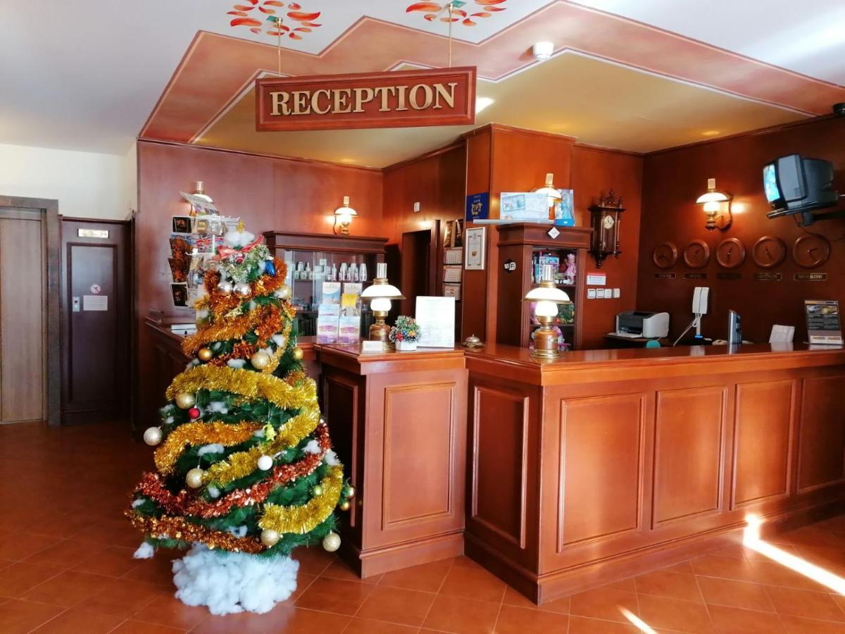 Elina Hotel Pamporovo Exterior photo